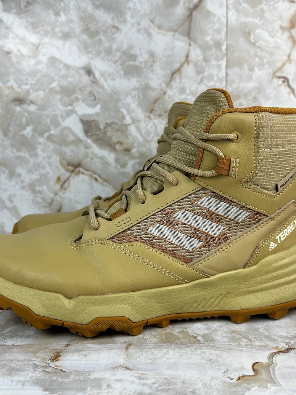Adidas Terrex Unity Leather Mid Beige Rain Dry Hiking Shoes Men’s Size 9.5